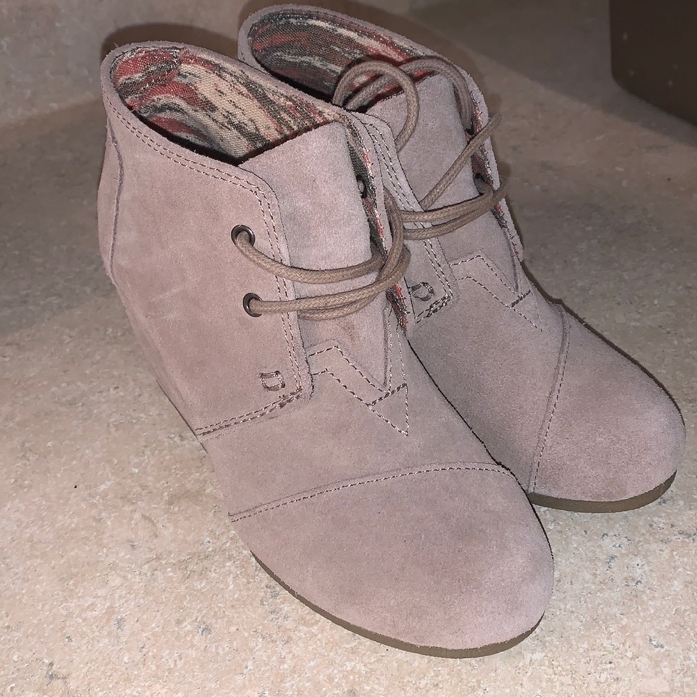 TOMS BOOTIES